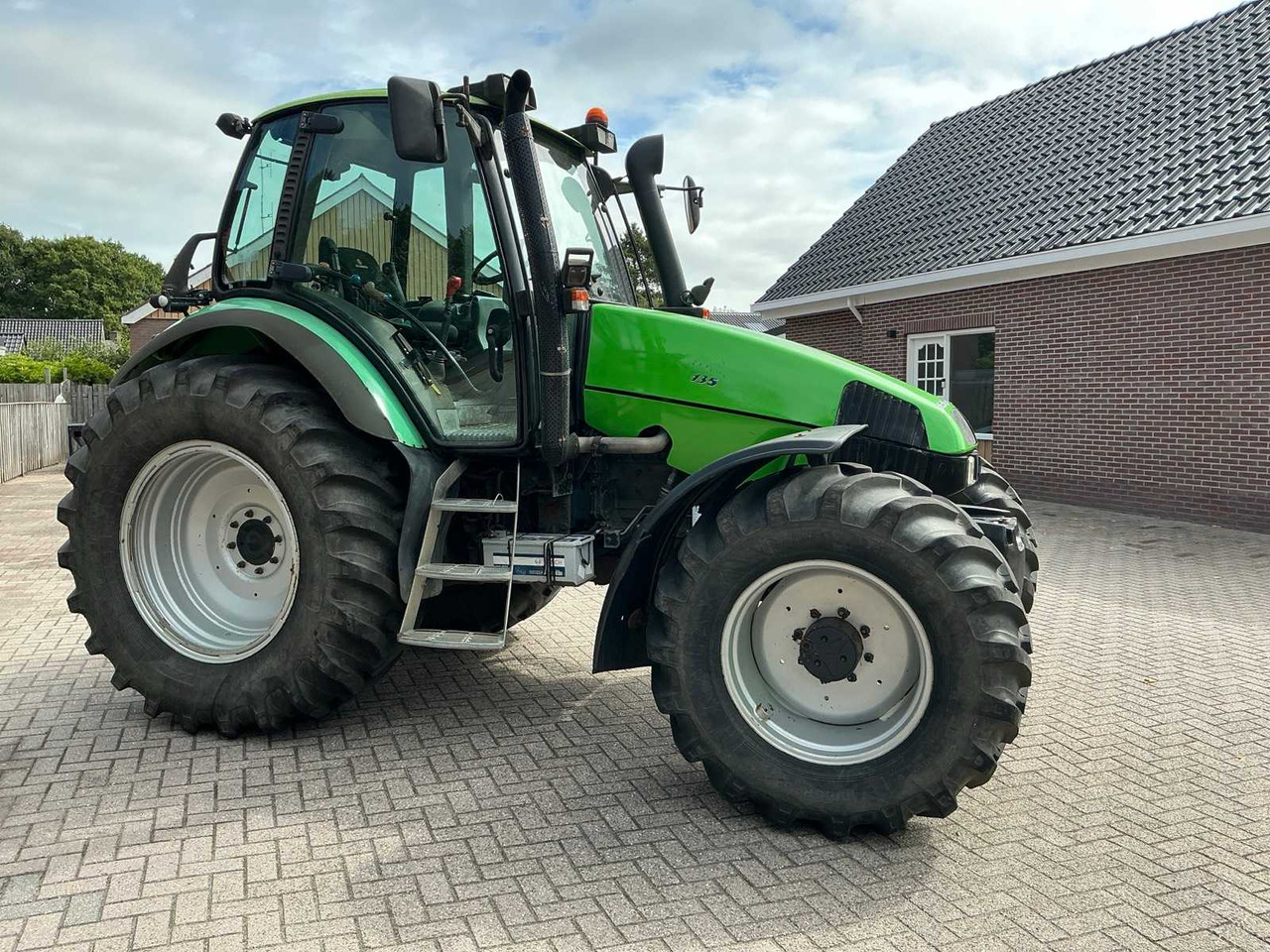 1998 DEUTZ-FAHR AGROTRON 135 MK 2 ALL-WHEEL DRIVE FARM TRACTOR - Traktor: obrázek 5 1998 DEUTZ-FAHR AGROTRON 135 MK 2 ALL-WHEEL DRIVE FARM TRACTOR - Traktor: obrázek 5