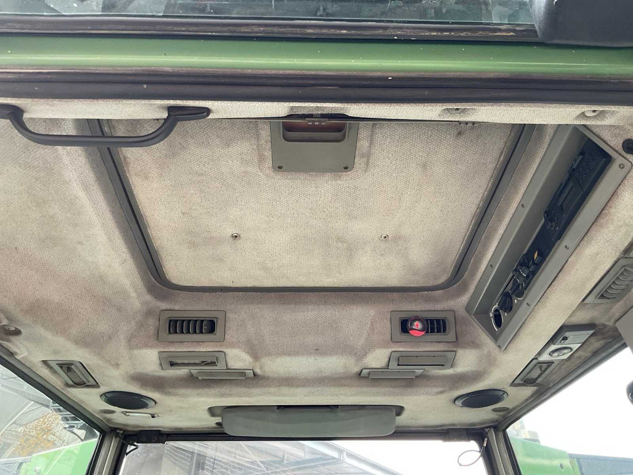 Traktor 2000 FENDT FAVORIT 816 ALL-WHEEL DRIVE AGRICULTURAL TRACTOR: obrázek 18 Traktor 2000 FENDT FAVORIT 816 ALL-WHEEL DRIVE AGRICULTURAL TRACTOR: obrázek 18