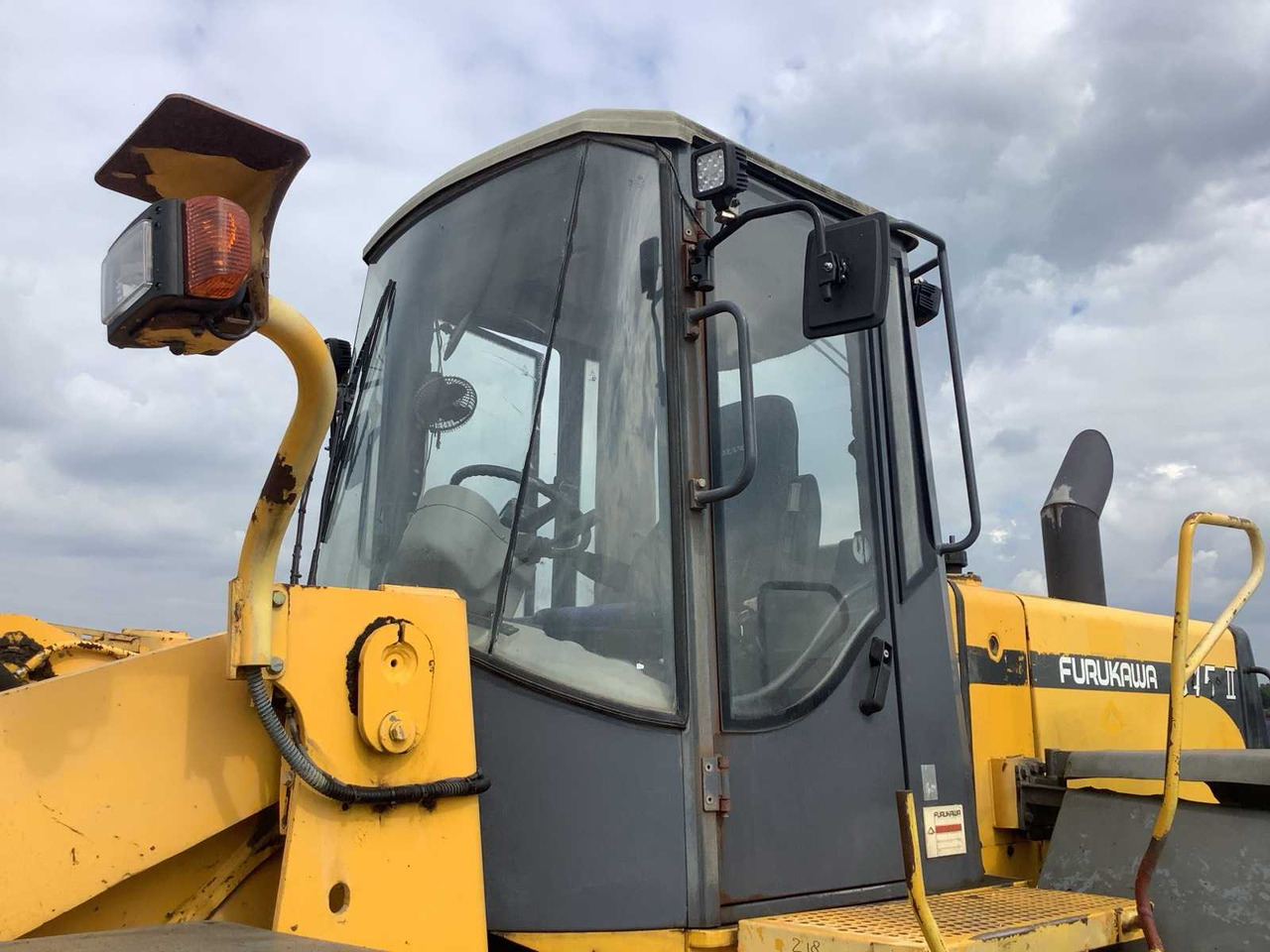 2001 - FURUKAWA - 345-II - SHOVEL/WHEEL LOADER - Kolový nakladač: obrázek 5 2001 - FURUKAWA - 345-II - SHOVEL/WHEEL LOADER - Kolový nakladač: obrázek 5