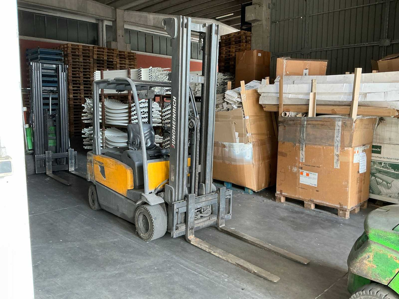 2004 - JUNGHEINRICH - EFG 318 - FORKLIFT - Vysokozdvižný vozík: obrázek 1 2004 - JUNGHEINRICH - EFG 318 - FORKLIFT - Vysokozdvižný vozík: obrázek 1