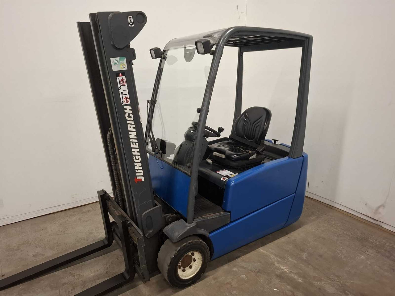 2004 JUNGHEINRICH EFG220 FORKLIFT - Vysokozdvižný vozík: obrázek 2 2004 JUNGHEINRICH EFG220 FORKLIFT - Vysokozdvižný vozík: obrázek 2