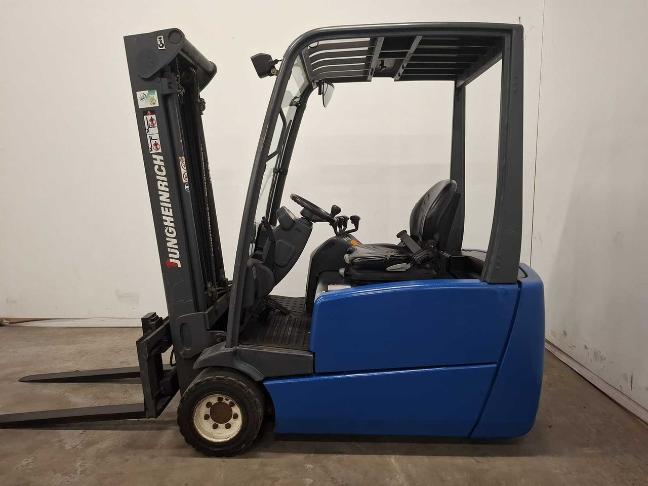 2004 JUNGHEINRICH EFG220 FORKLIFT - Vysokozdvižný vozík: obrázek 4 2004 JUNGHEINRICH EFG220 FORKLIFT - Vysokozdvižný vozík: obrázek 4