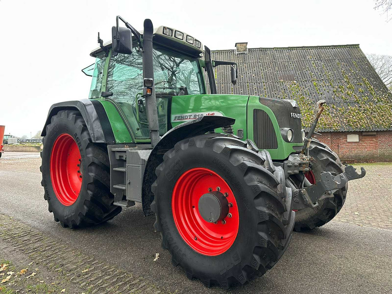 2006 FENDT 818 VARIO TMS ALL-WHEEL DRIVE FARM TRACTOR - Traktor: obrázek 2 2006 FENDT 818 VARIO TMS ALL-WHEEL DRIVE FARM TRACTOR - Traktor: obrázek 2