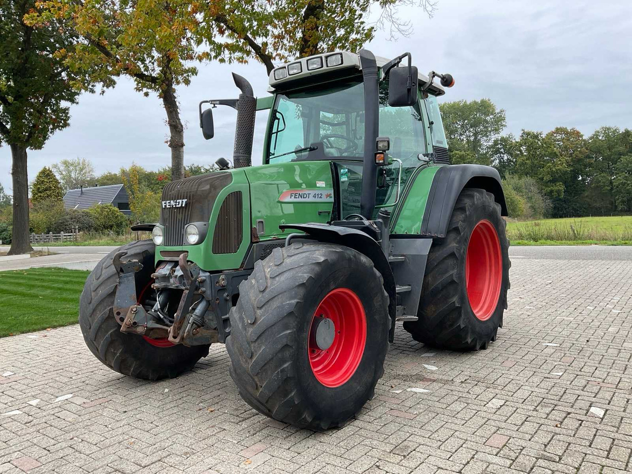 2008 FENDT 412 VARIO TMS ALL-WHEEL DRIVE AGRICULTURAL TRACTOR - Traktor: obrázek 1 2008 FENDT 412 VARIO TMS ALL-WHEEL DRIVE AGRICULTURAL TRACTOR - Traktor: obrázek 1