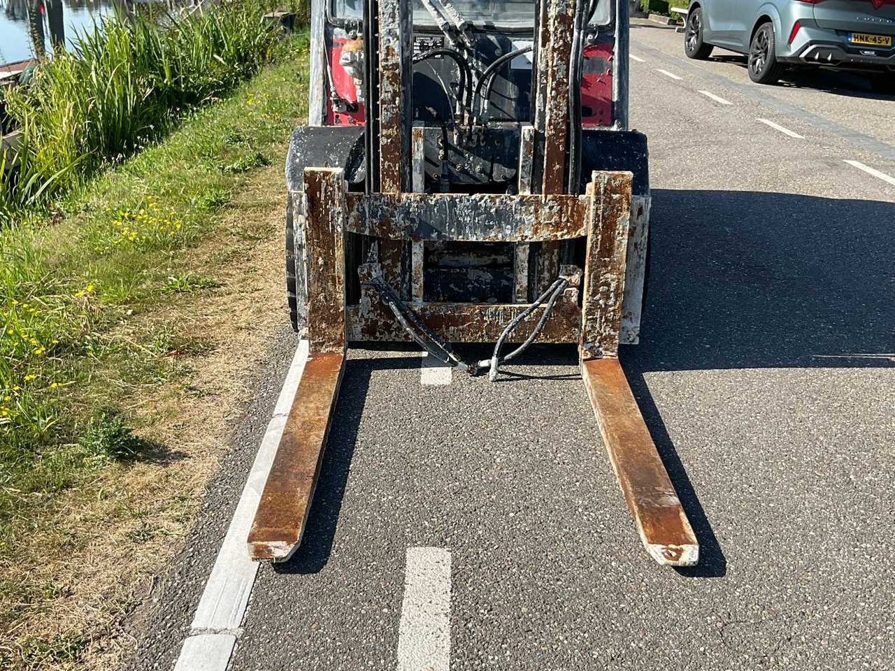 2012 LINDE H35T-01 FORKLIFT - Vysokozdvižný vozík: obrázek 5 2012 LINDE H35T-01 FORKLIFT - Vysokozdvižný vozík: obrázek 5