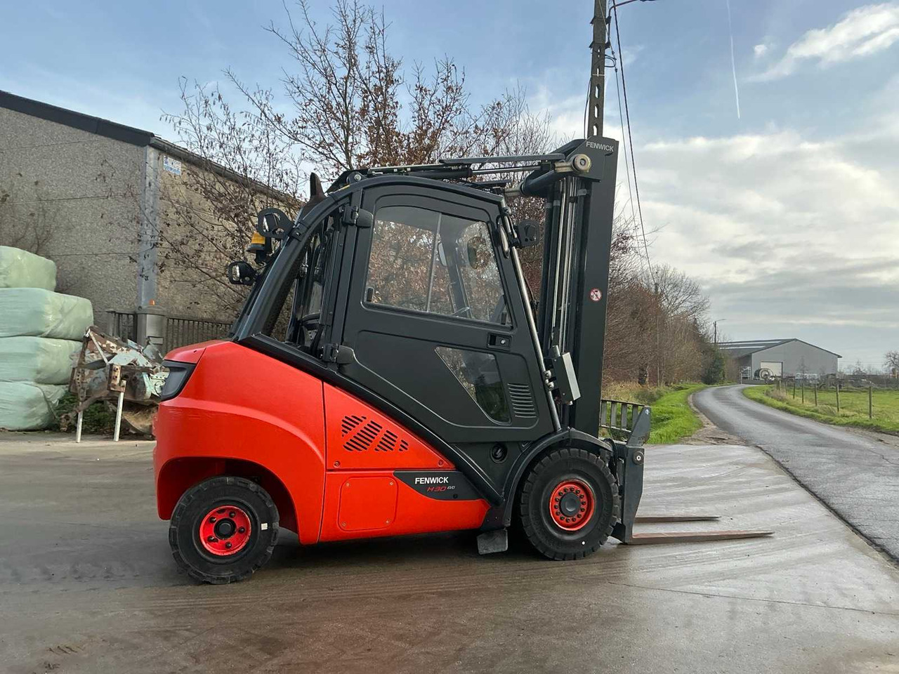 2014 LINDE H30D FORKLIFT - Vysokozdvižný vozík: obrázek 1 2014 LINDE H30D FORKLIFT - Vysokozdvižný vozík: obrázek 1