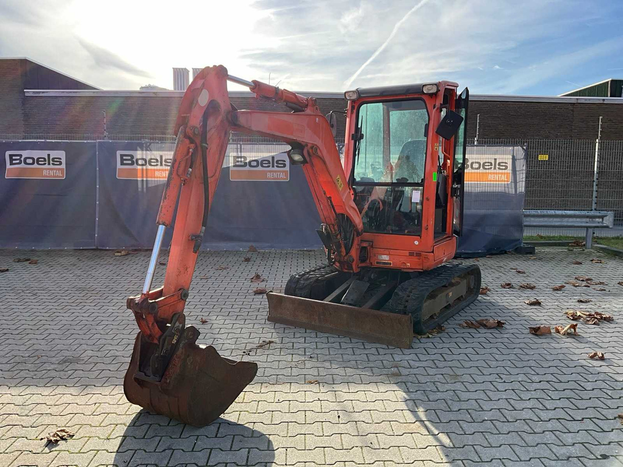 2015 KUBOTA U27-4GL MINI EXCAVATOR - Mini rýpadlo: obrázek 2 2015 KUBOTA U27-4GL MINI EXCAVATOR - Mini rýpadlo: obrázek 2