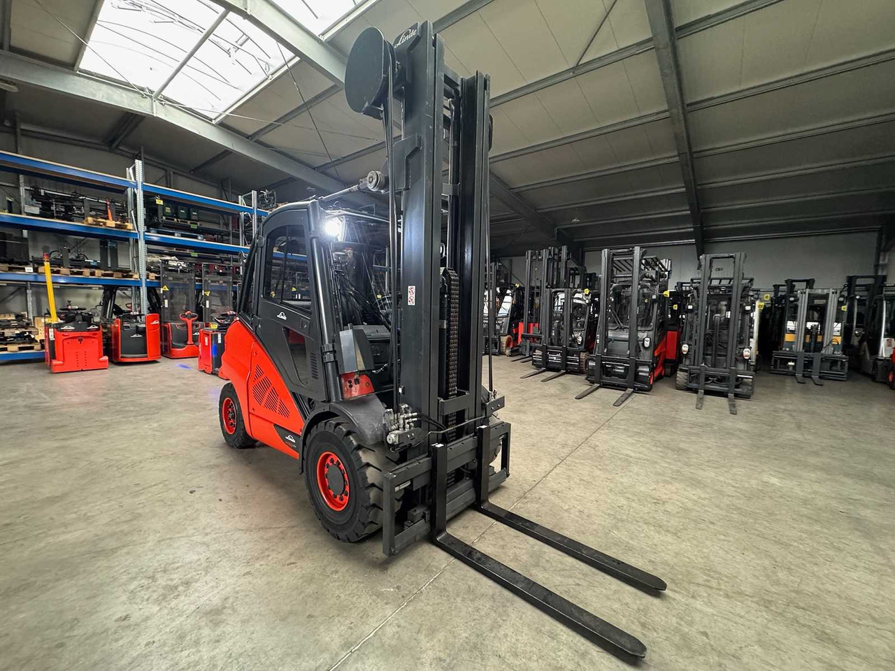 2015 LINDE H50D 5,000KG TRIPLEX 666CM 3+4TH VALVE DIESEL FORKLIFT FORKLIFT 15,862 HOURS. - Vysokozdvižný vozík: obrázek 5 2015 LINDE H50D 5,000KG TRIPLEX 666CM 3+4TH VALVE DIESEL FORKLIFT FORKLIFT 15,862 HOURS. - Vysokozdvižný vozík: obrázek 5