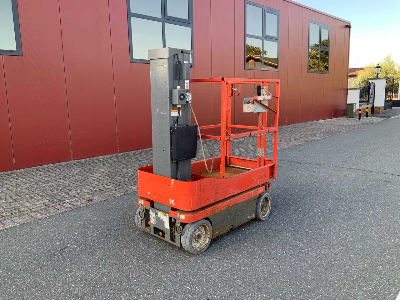 2019 SKYJACK SJ12 AERIAL PLATFORM - Pracovní plošina: obrázek 2 2019 SKYJACK SJ12 AERIAL PLATFORM - Pracovní plošina: obrázek 2