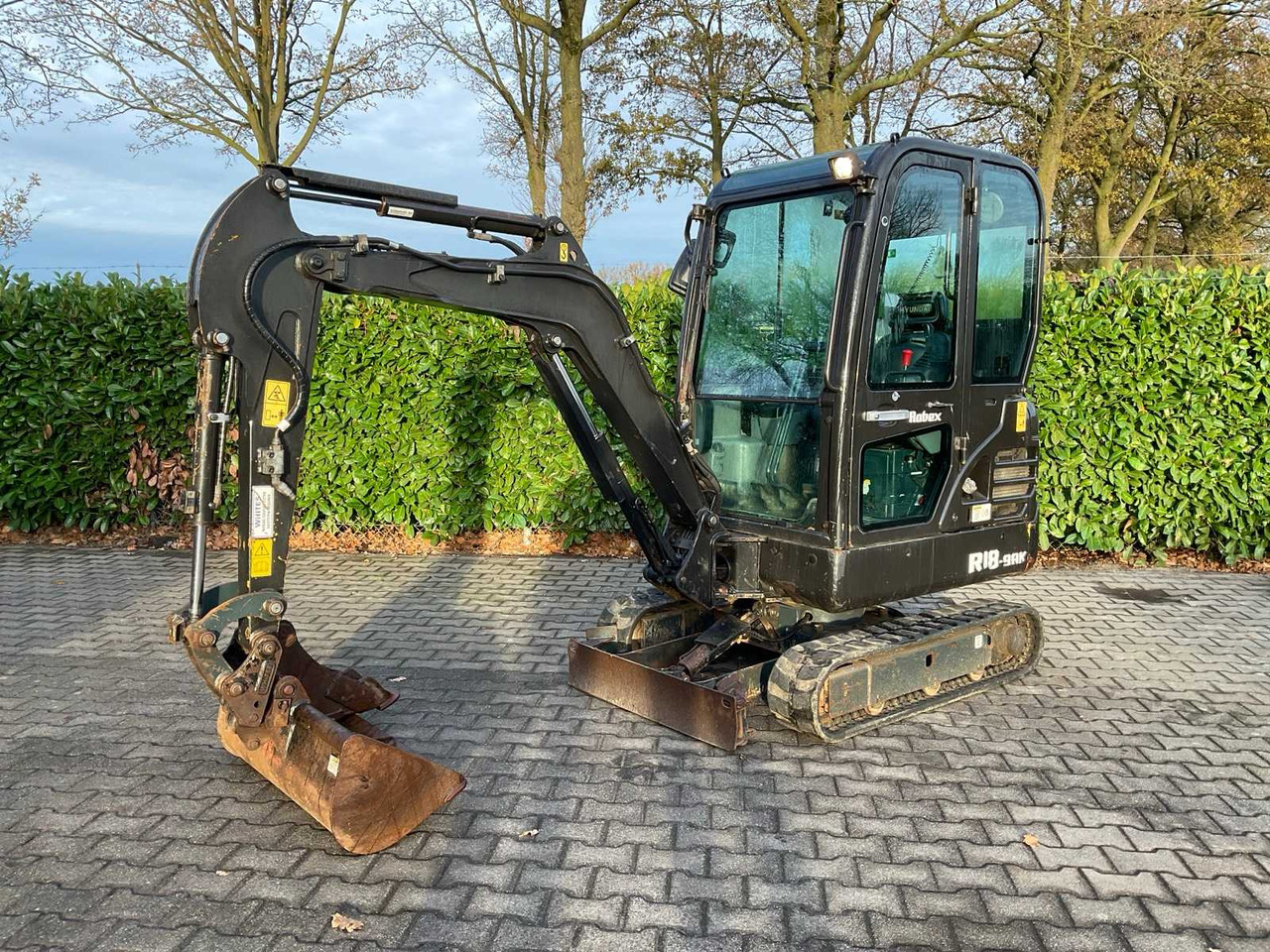 2022 HYUNDAI ROBEX 18-9AK MINI EXCAVATOR - Mini rýpadlo: obrázek 1 2022 HYUNDAI ROBEX 18-9AK MINI EXCAVATOR - Mini rýpadlo: obrázek 1