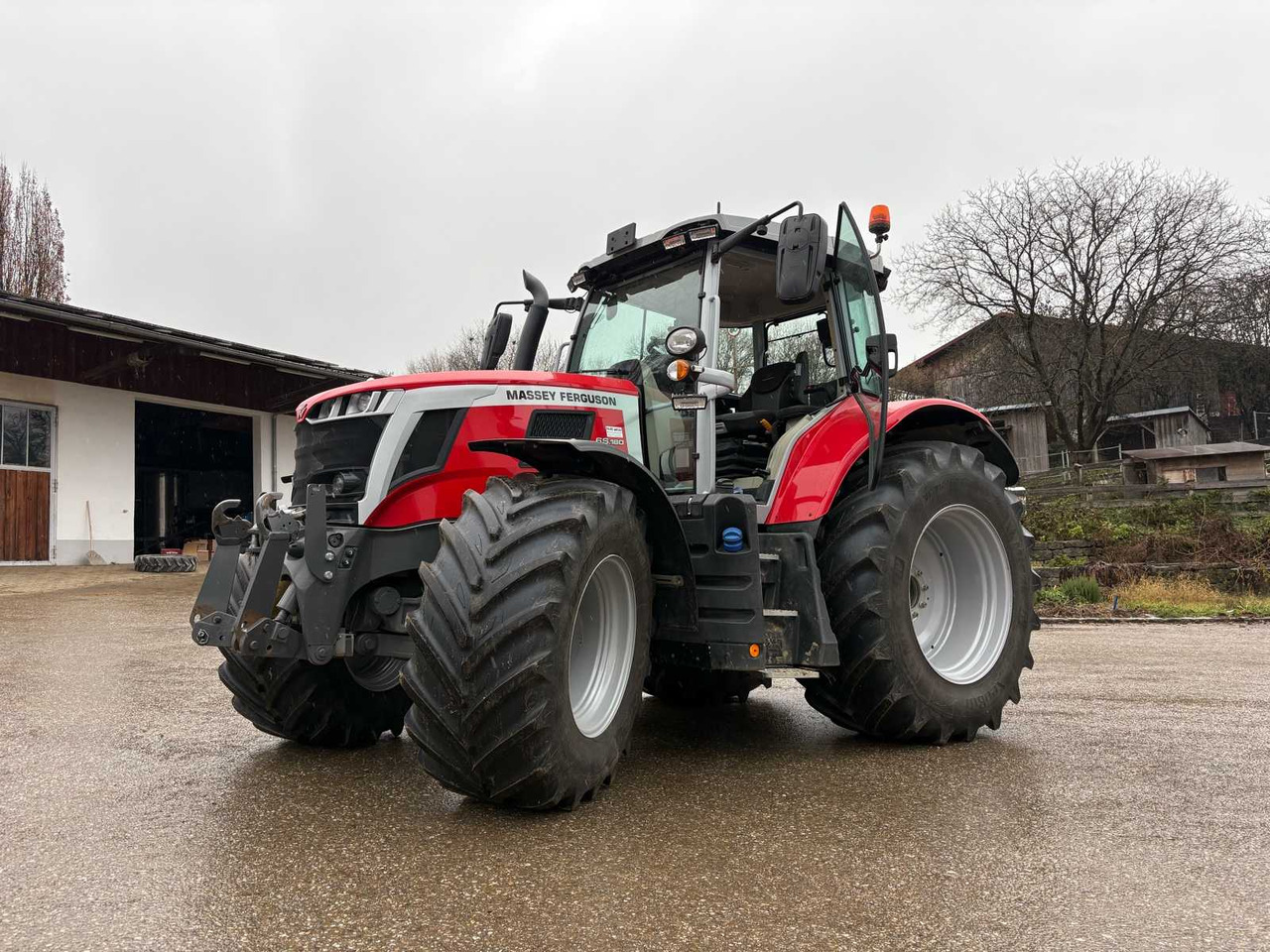 2024 MASSEY FERGUSON 6S.180 - 4WD TRACTOR - Traktor: obrázek 1 2024 MASSEY FERGUSON 6S.180 - 4WD TRACTOR - Traktor: obrázek 1