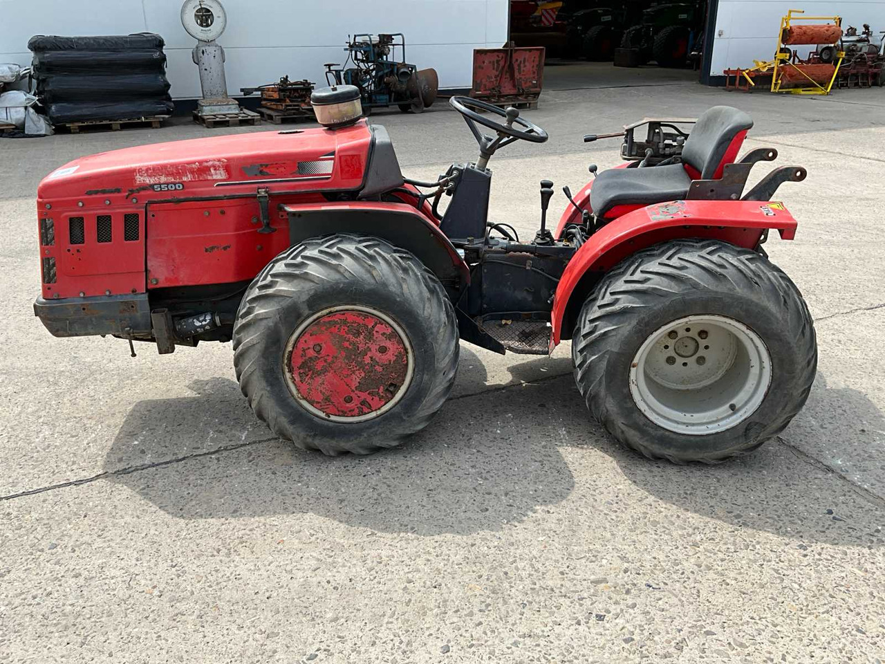 Antonio Carraro Supertigre 5500 - Traktor: obrázek 2 Antonio Carraro Supertigre 5500 - Traktor: obrázek 2
