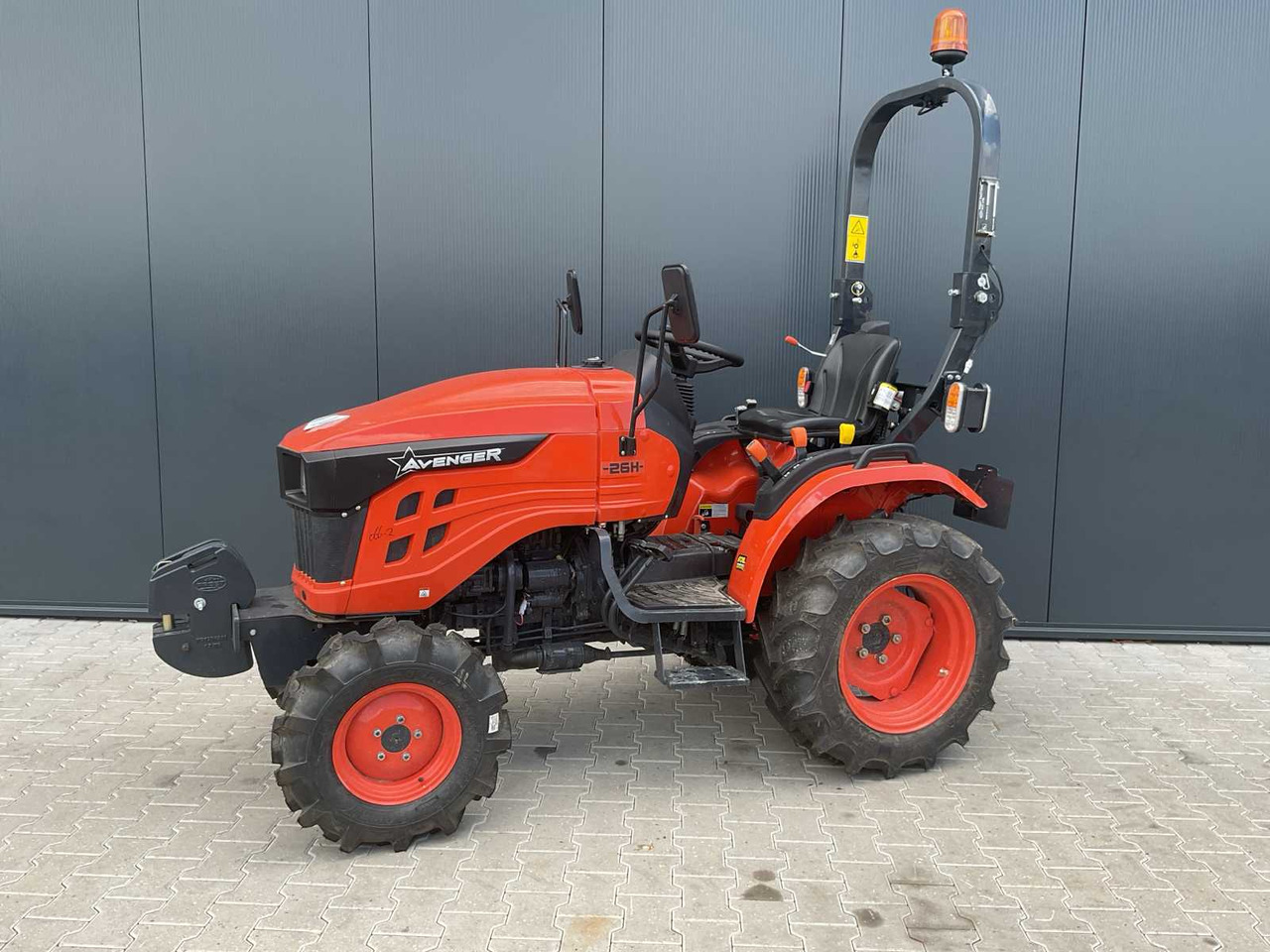 Avenger - Malotraktor: obrázek 1 Avenger - Malotraktor: obrázek 1
