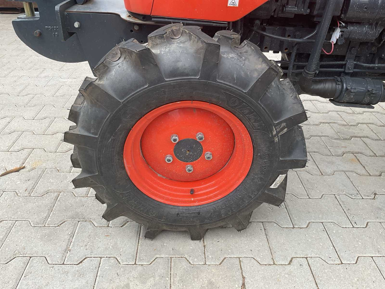 Avenger - Malotraktor: obrázek 4 Avenger - Malotraktor: obrázek 4