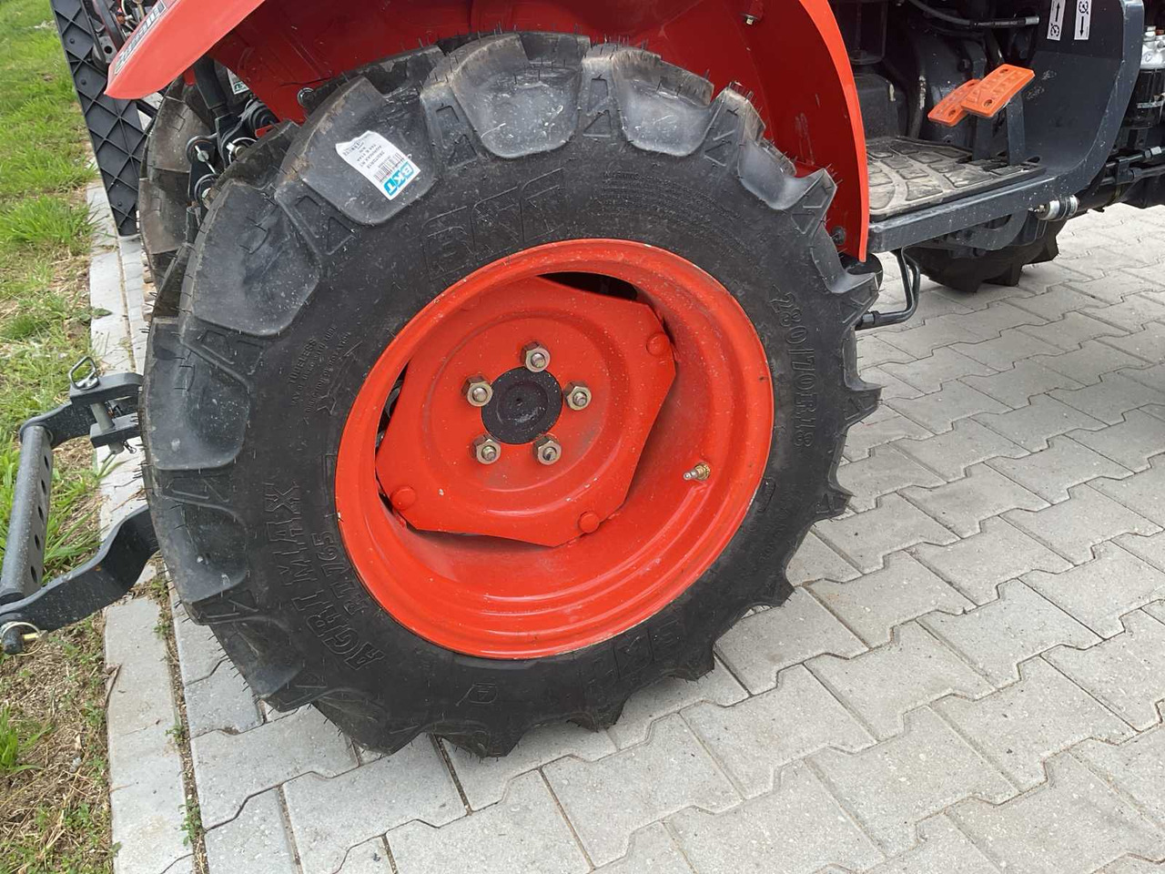 Avenger - Malotraktor: obrázek 5 Avenger - Malotraktor: obrázek 5