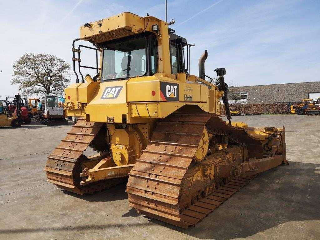 CATERPILLAR D6T LGP - Buldozer: obrázek 5 CATERPILLAR D6T LGP - Buldozer: obrázek 5