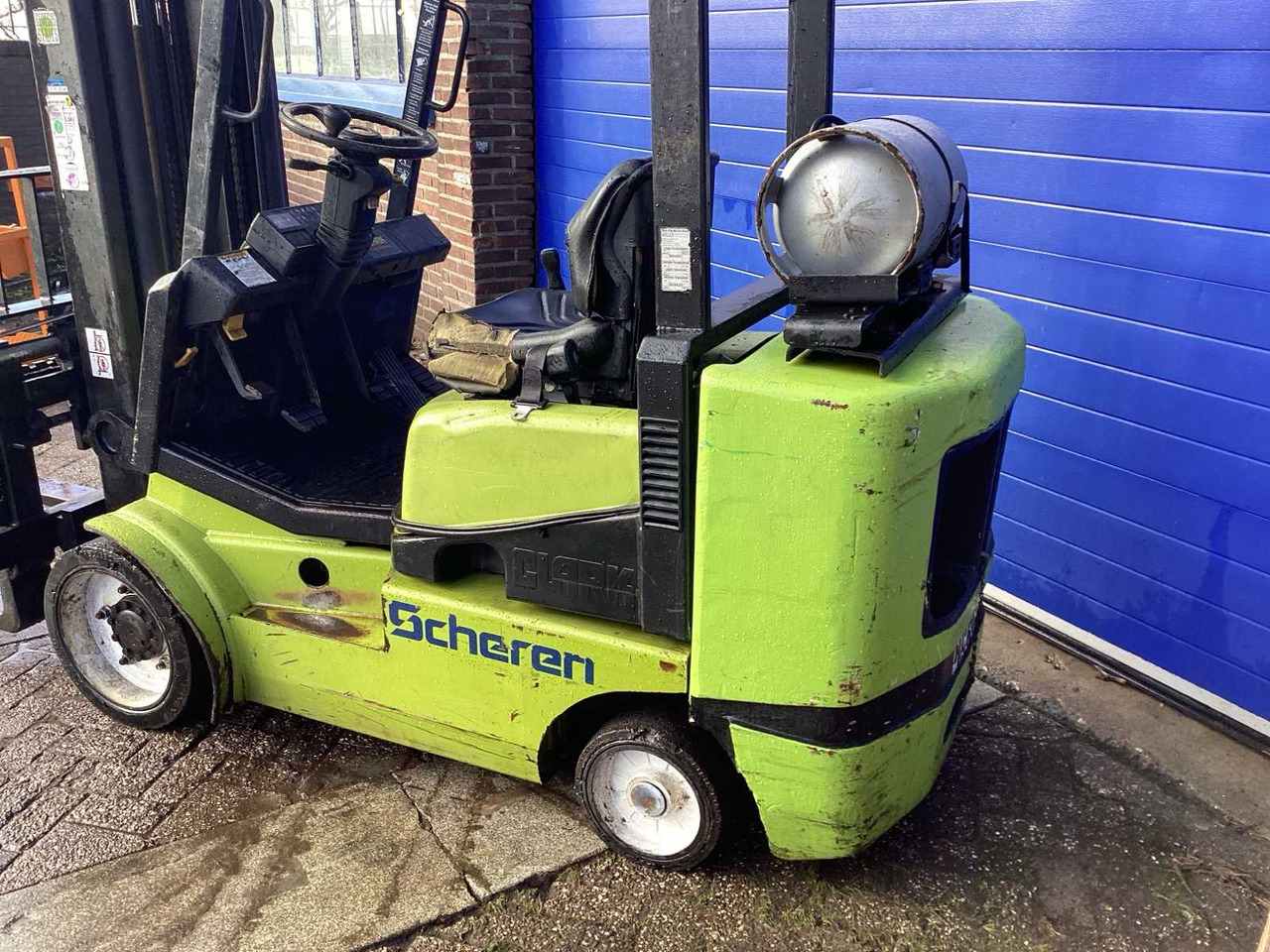 CLARK - 1999 - CGC30 - FORKLIFT 7300 MM - Vysokozdvižný vozík: obrázek 4 CLARK - 1999 - CGC30 - FORKLIFT 7300 MM - Vysokozdvižný vozík: obrázek 4