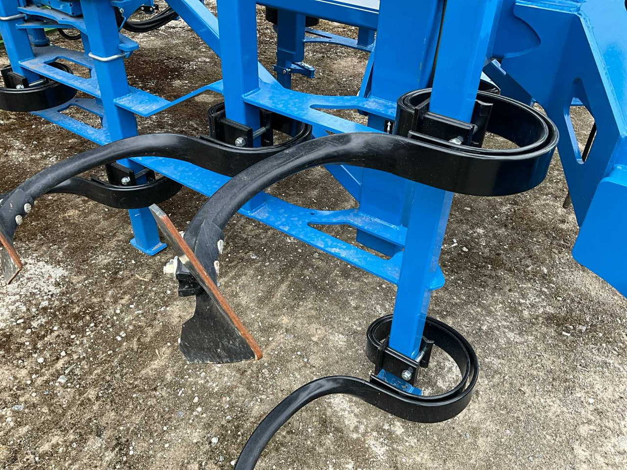 Carre Usari repliable - Kultivátor: obrázek 3 Carre Usari repliable - Kultivátor: obrázek 3