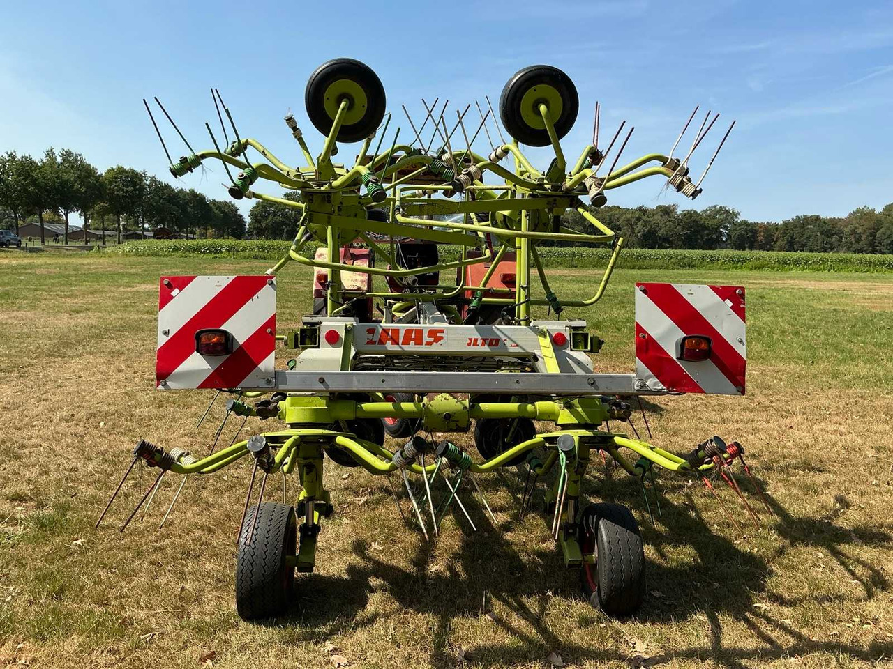 Claas 1050T - Stroj na sklizeň pícnin: obrázek 3 Claas 1050T - Stroj na sklizeň pícnin: obrázek 3