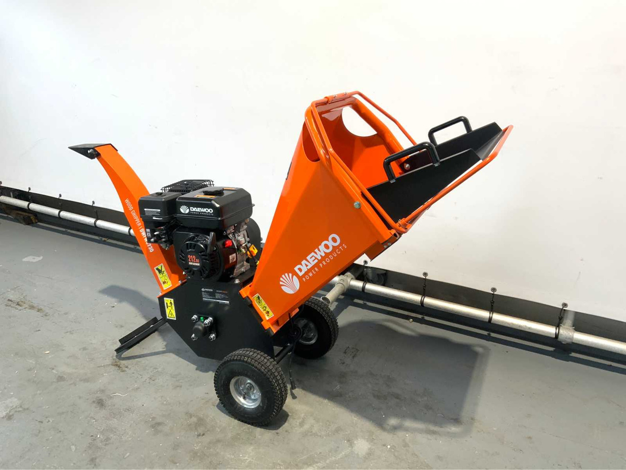 Daewoo DWFWC230 - Štěpkovač: obrázek 4 Daewoo DWFWC230 - Štěpkovač: obrázek 4