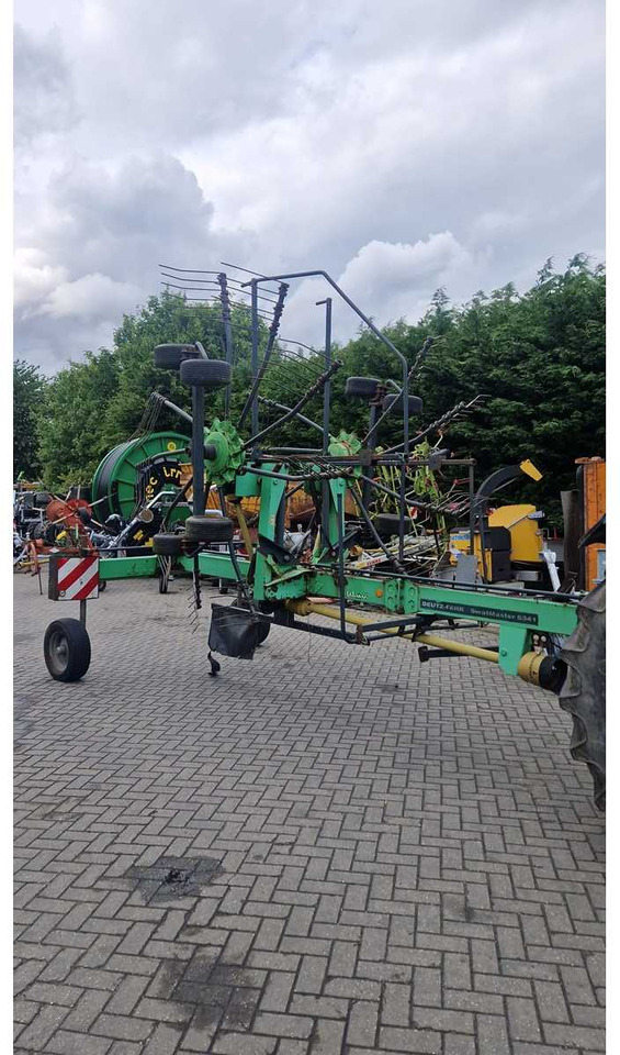 Deutz 6654 - Stroj na sklizeň pícnin: obrázek 4 Deutz 6654 - Stroj na sklizeň pícnin: obrázek 4