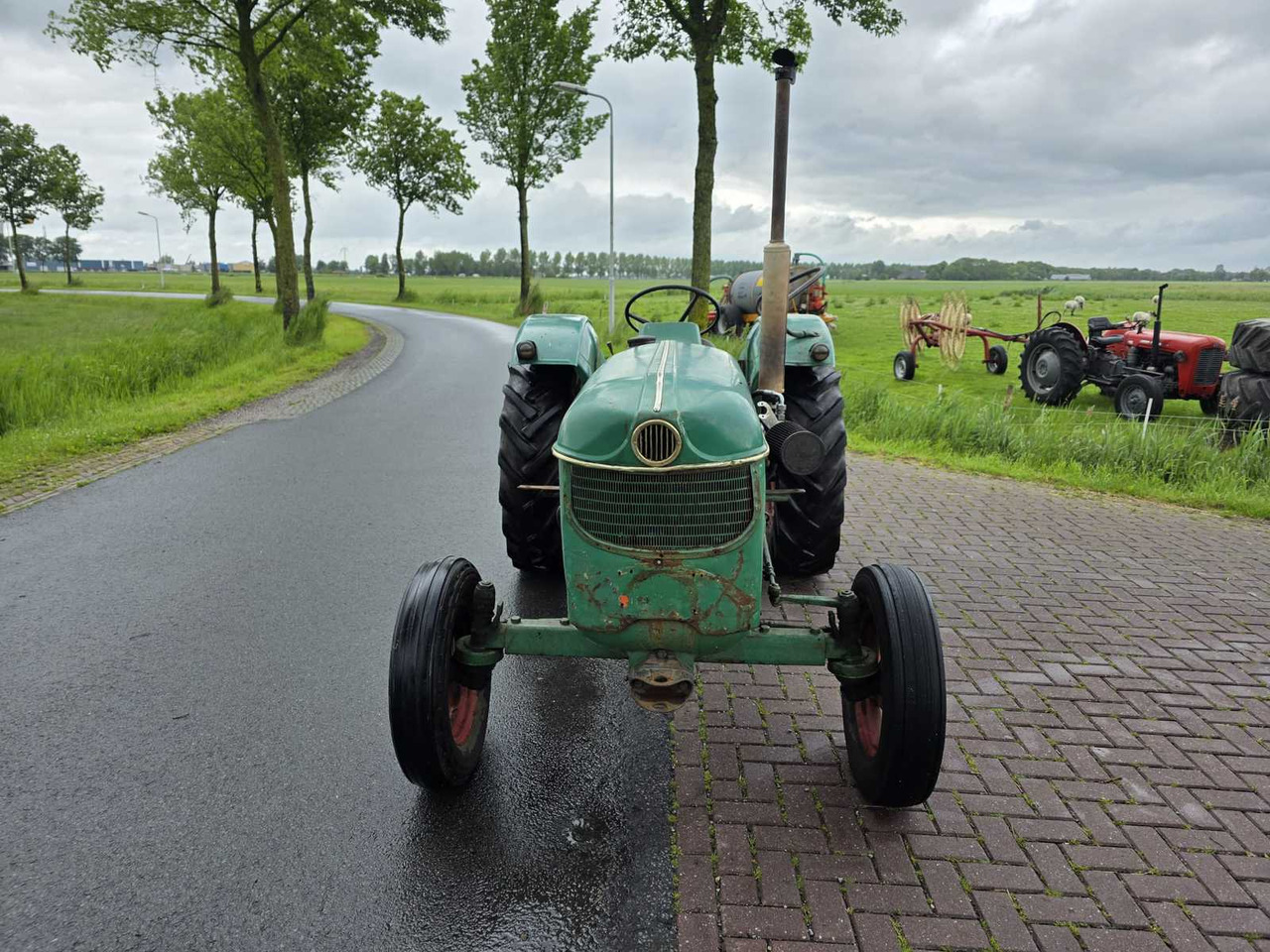 Deutz D40 Turbo - Traktor: obrázek 2 Deutz D40 Turbo - Traktor: obrázek 2