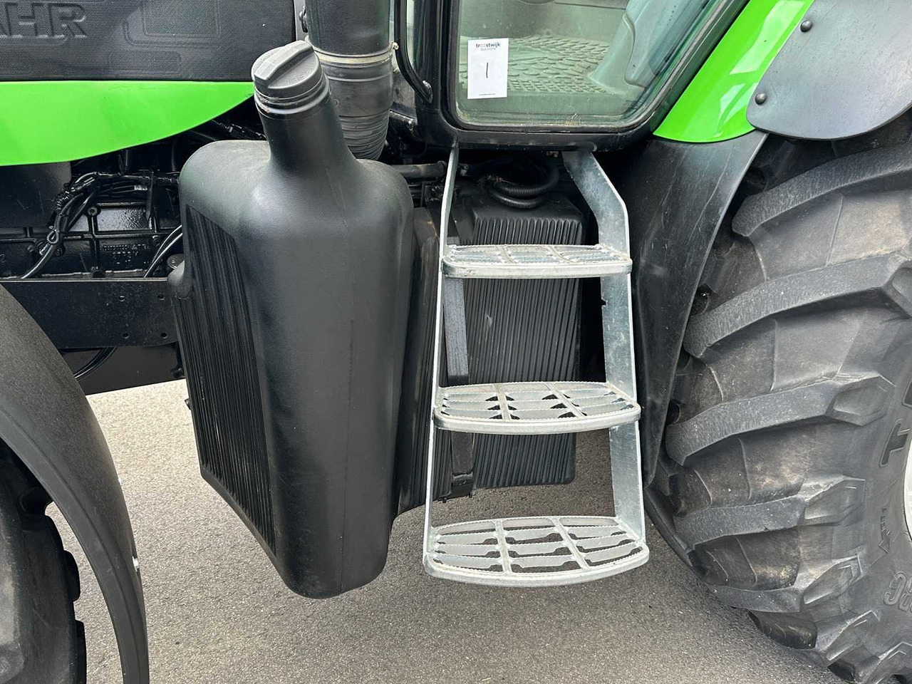 Traktor Deutz-Fahr Agrotron 165.7: obrázek 21 Traktor Deutz-Fahr Agrotron 165.7: obrázek 21