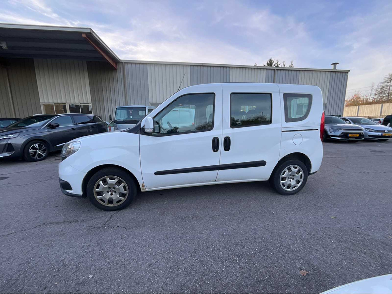 2017 FIAT DOBLO VAN - Dodávka: obrázek 2 2017 FIAT DOBLO VAN - Dodávka: obrázek 2