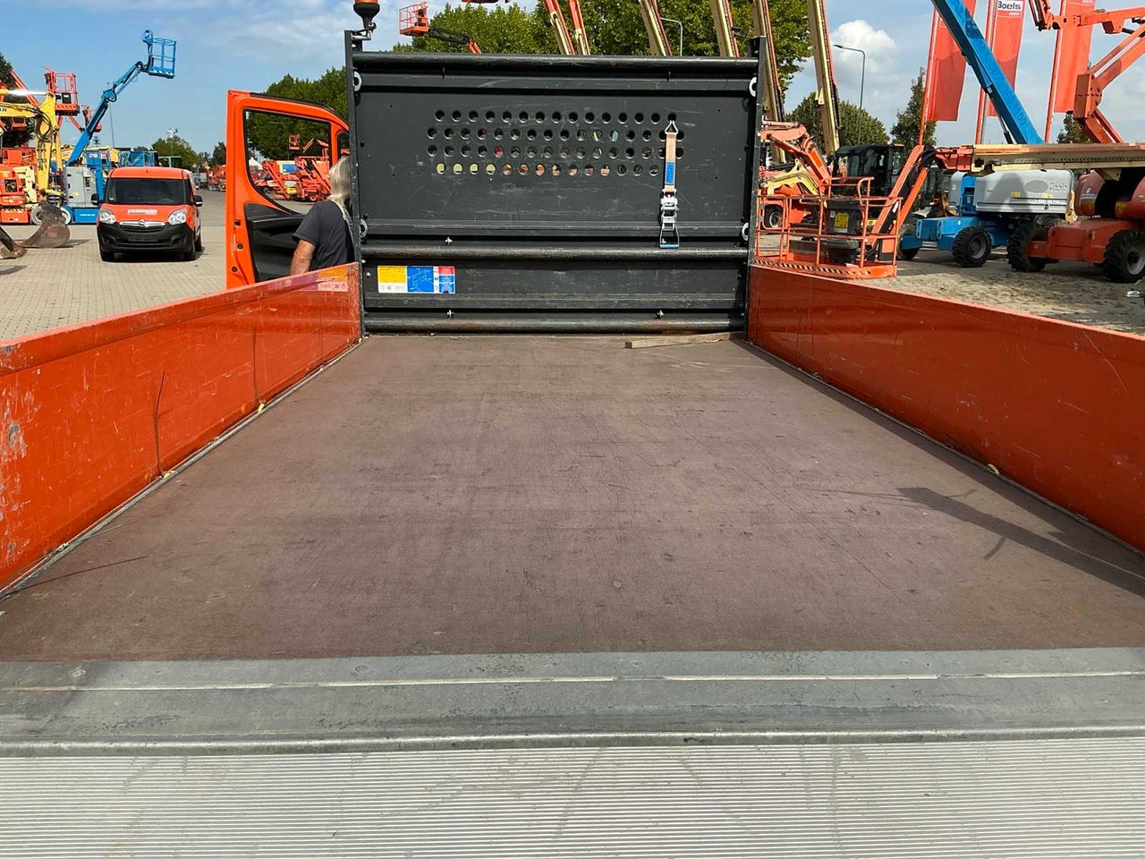 Dodávka 2019 IVECO DAILY 35-140 FLATBED TRUCK: obrázek 13