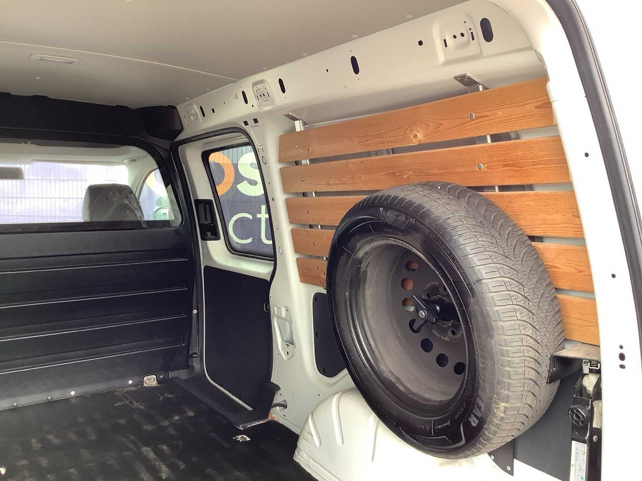 Dodávka 2019 - VOLKSWAGEN - CADDY - 1.4 TGI MAXI L2H1 ECOFUEL - CNG/NATURAL GAS - COMMERCIAL VEHICLE: obrázek 7 Dodávka 2019 - VOLKSWAGEN - CADDY - 1.4 TGI MAXI L2H1 ECOFUEL - CNG/NATURAL GAS - COMMERCIAL VEHICLE: obrázek 7