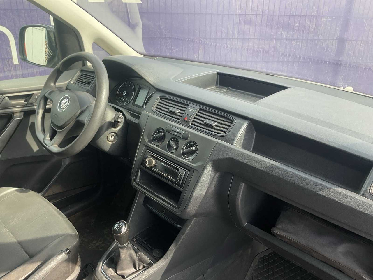 Dodávka 2019 - VOLKSWAGEN - CADDY - 1.4 TGI MAXI L2H1 ECOFUEL - CNG/NATURAL GAS - COMMERCIAL VEHICLE: obrázek 12 Dodávka 2019 - VOLKSWAGEN - CADDY - 1.4 TGI MAXI L2H1 ECOFUEL - CNG/NATURAL GAS - COMMERCIAL VEHICLE: obrázek 12