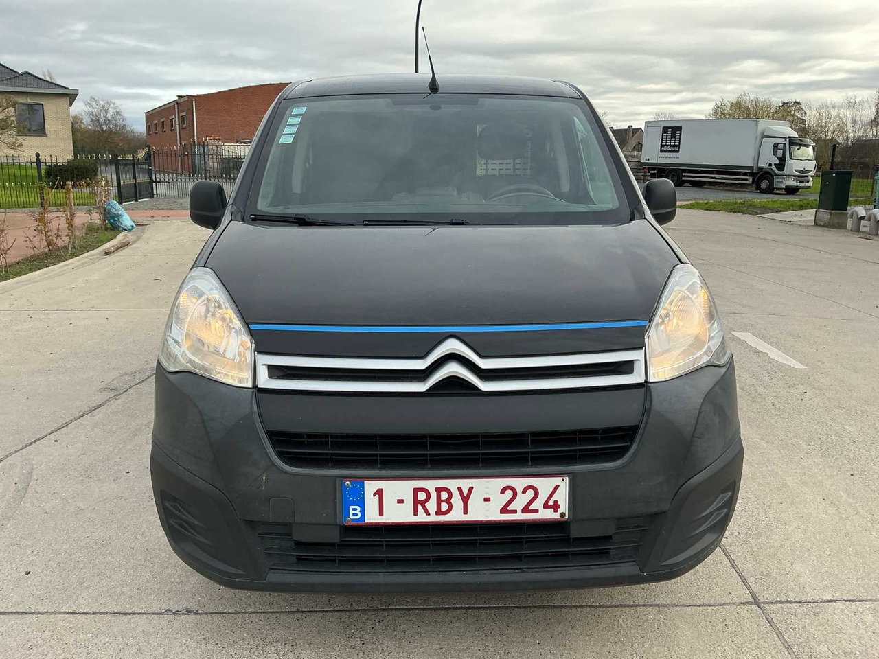 CITROËN BERLINGO 2016 - Dodávka: obrázek 2 CITROËN BERLINGO 2016 - Dodávka: obrázek 2