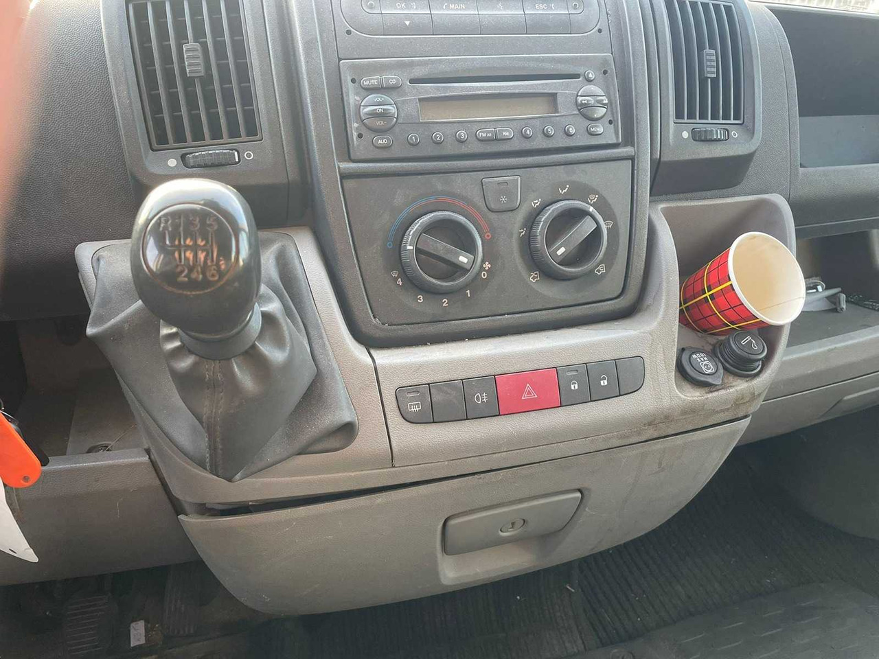 CITROEN JUMPER 33 2.2 HDI L2H2 | 53-VKB-4 - Dodávka: obrázek 3 CITROEN JUMPER 33 2.2 HDI L2H2 | 53-VKB-4 - Dodávka: obrázek 3