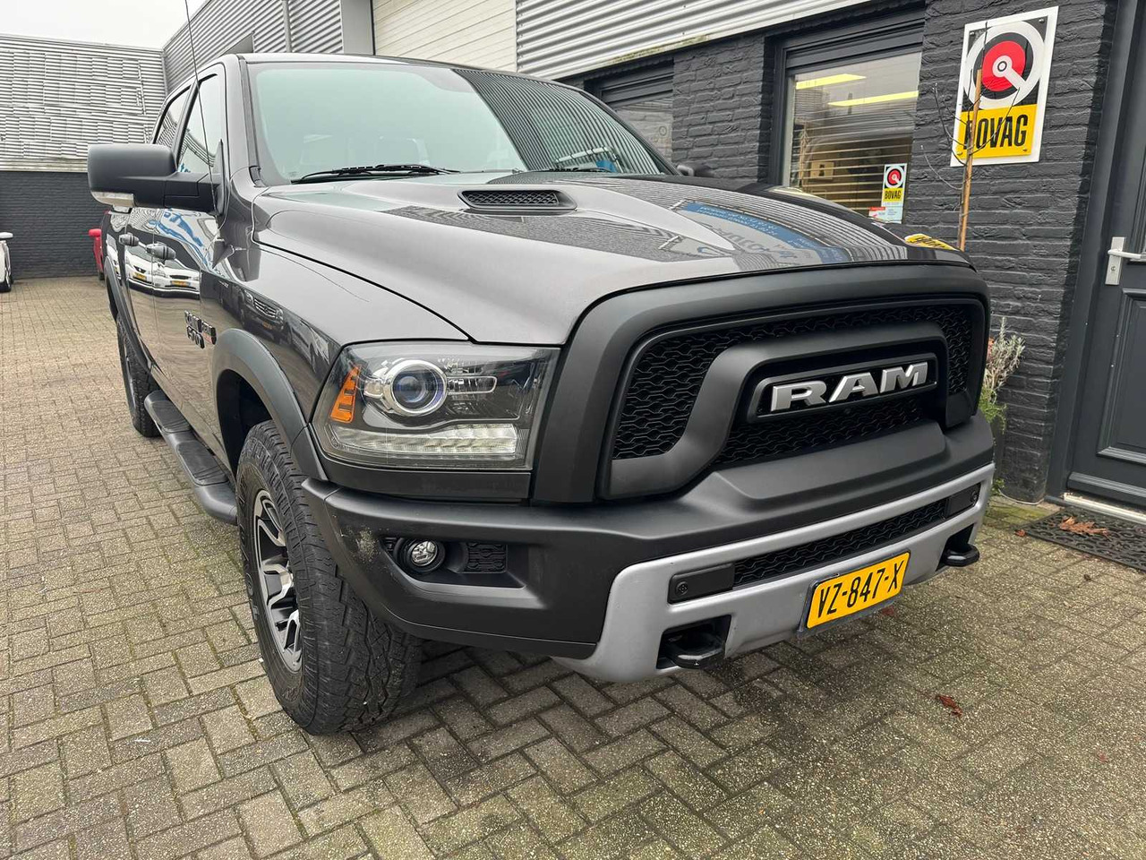DODGE RAM 1500 5.7 V8 CC 5'7 REBEL | VZ-847-X I - Dodávka: obrázek 5 DODGE RAM 1500 5.7 V8 CC 5'7 REBEL | VZ-847-X I - Dodávka: obrázek 5
