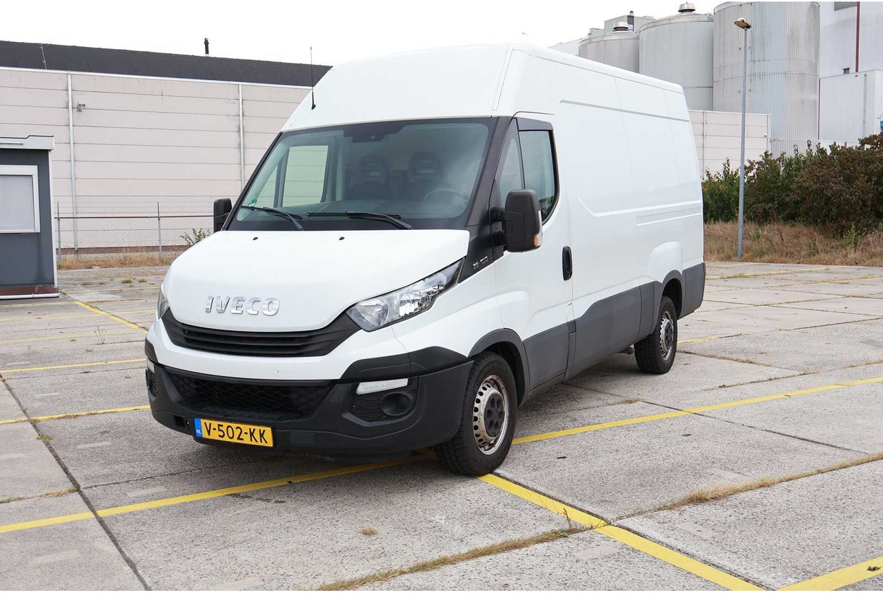 IVECO - DAILY - 35S16V 2.3 352 H3 L - COMMERCIAL VEHICLE - Dodávka: obrázek 3 IVECO - DAILY - 35S16V 2.3 352 H3 L - COMMERCIAL VEHICLE - Dodávka: obrázek 3