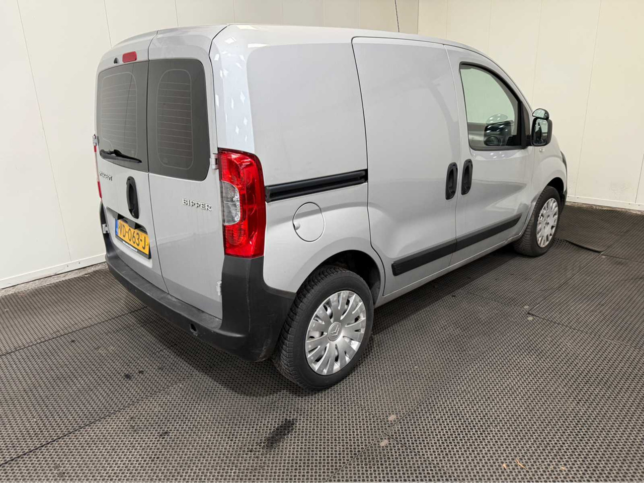 PEUGEOT - BIPPER - COMMERCIAL VEHICLE - 2013 - Dodávka: obrázek 5 PEUGEOT - BIPPER - COMMERCIAL VEHICLE - 2013 - Dodávka: obrázek 5