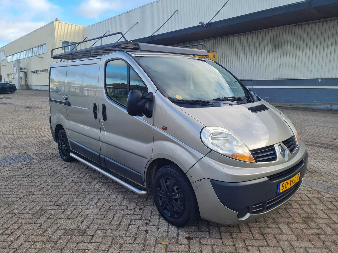 RENAULT - TRAFIC - 2.0 DCI T27 L1H1 - 50-VKD-7 - Dodávka: obrázek 2 RENAULT - TRAFIC - 2.0 DCI T27 L1H1 - 50-VKD-7 - Dodávka: obrázek 2