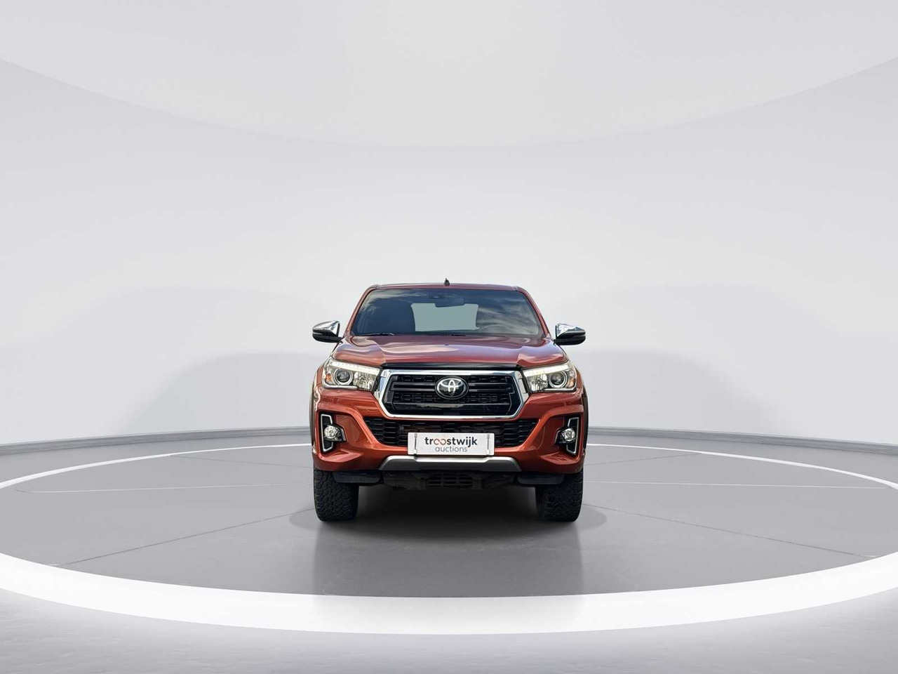 TOYOTA HILUX 2.4 D-4D-F DC EXECUTIVE VAN | V-288-XL - Dodávka: obrázek 3 TOYOTA HILUX 2.4 D-4D-F DC EXECUTIVE VAN | V-288-XL - Dodávka: obrázek 3