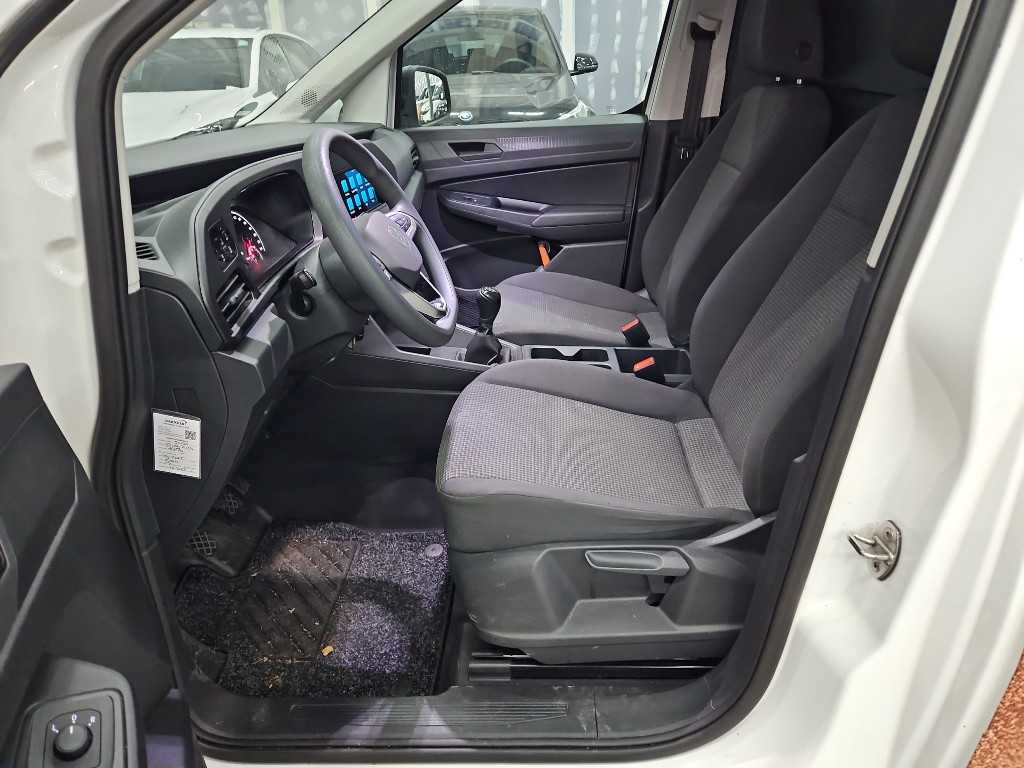 VOLKSWAGEN CADDY CARGO 2.0 TDI COMFORT |ALUCA FURNISHING| VTD-67-K - Dodávka: obrázek 4 VOLKSWAGEN CADDY CARGO 2.0 TDI COMFORT |ALUCA FURNISHING| VTD-67-K - Dodávka: obrázek 4