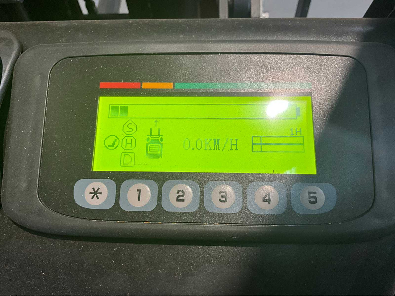 Vysokozdvižný vozík EP - EFL 181 - 4.8 METER TRIPLEX, LI-ION, FREE-LIFT, SIDE-SHIFT - FORKLIFT: obrázek 14