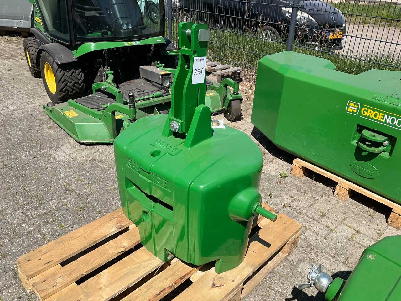 Easymass 900 Kg - Čelní nakladač pro traktor: obrázek 2 Easymass 900 Kg - Čelní nakladač pro traktor: obrázek 2