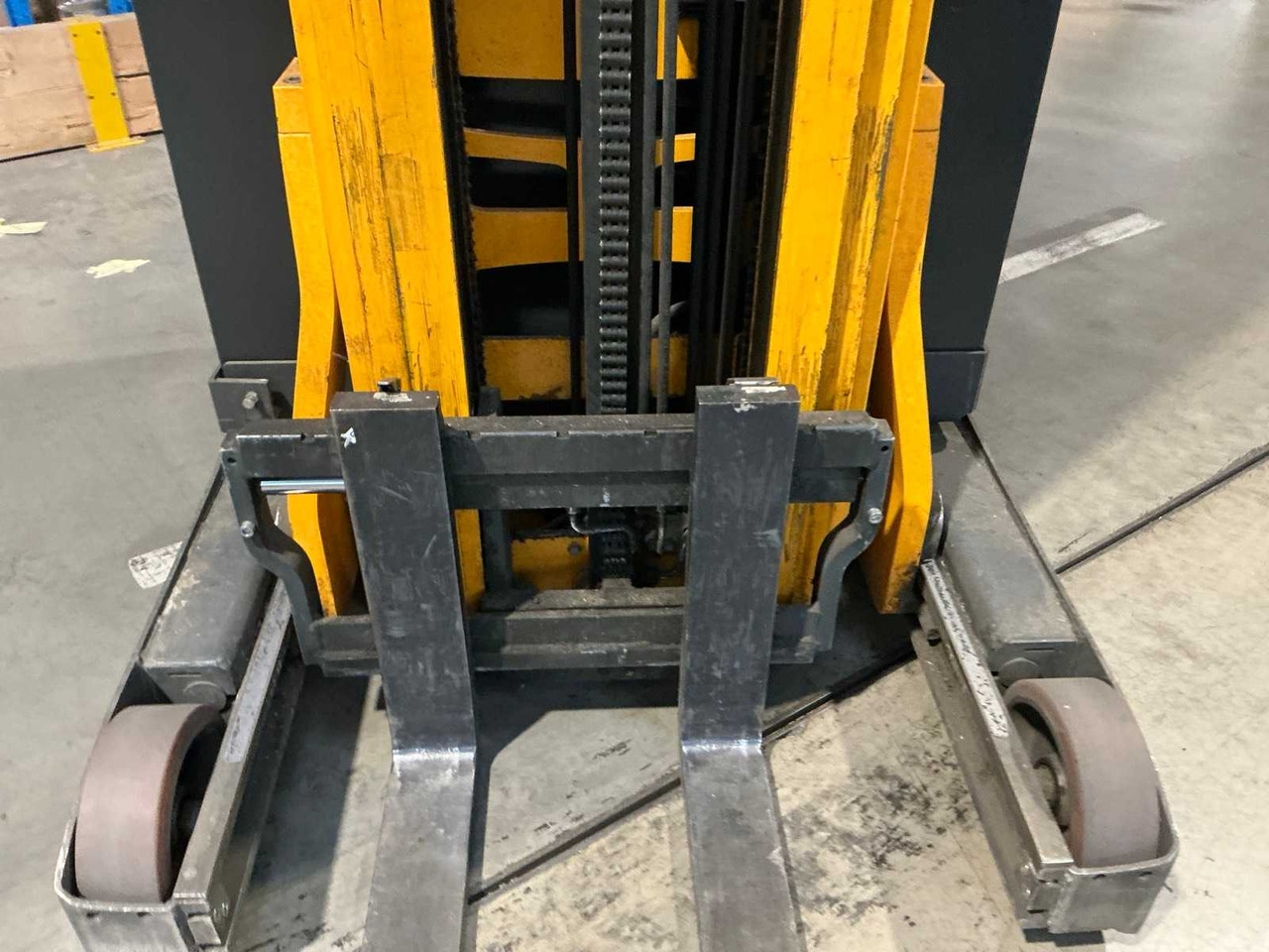 FORKLIFT TRUCK - JUNGHEINRICH - ETV 214 - 2012 - Vysokozdvižný vozík: obrázek 5 FORKLIFT TRUCK - JUNGHEINRICH - ETV 214 - 2012 - Vysokozdvižný vozík: obrázek 5