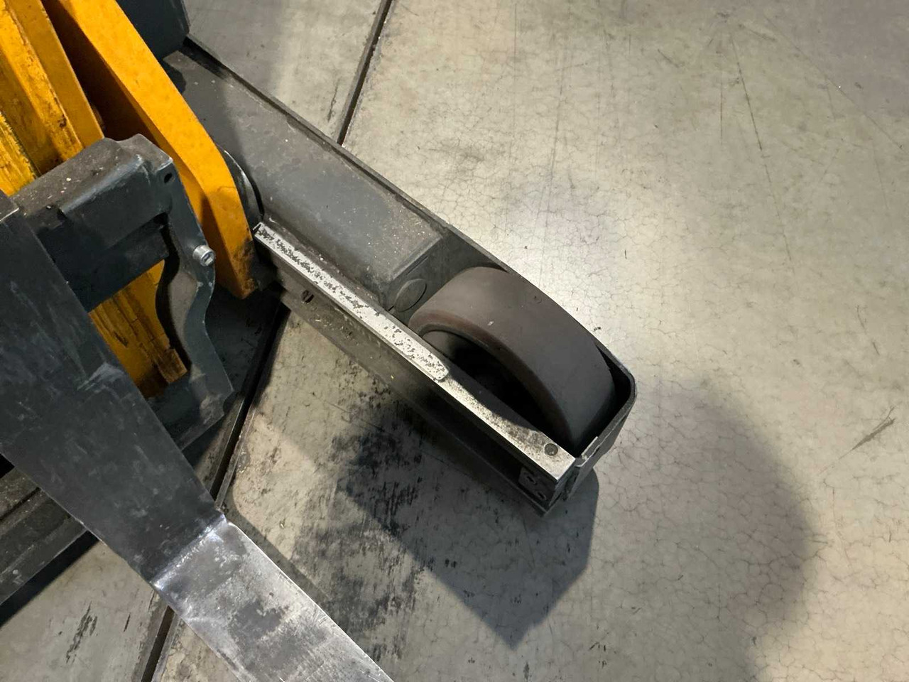 Vysokozdvižný vozík FORKLIFT TRUCK - JUNGHEINRICH - ETV 214 - 2012: obrázek 7