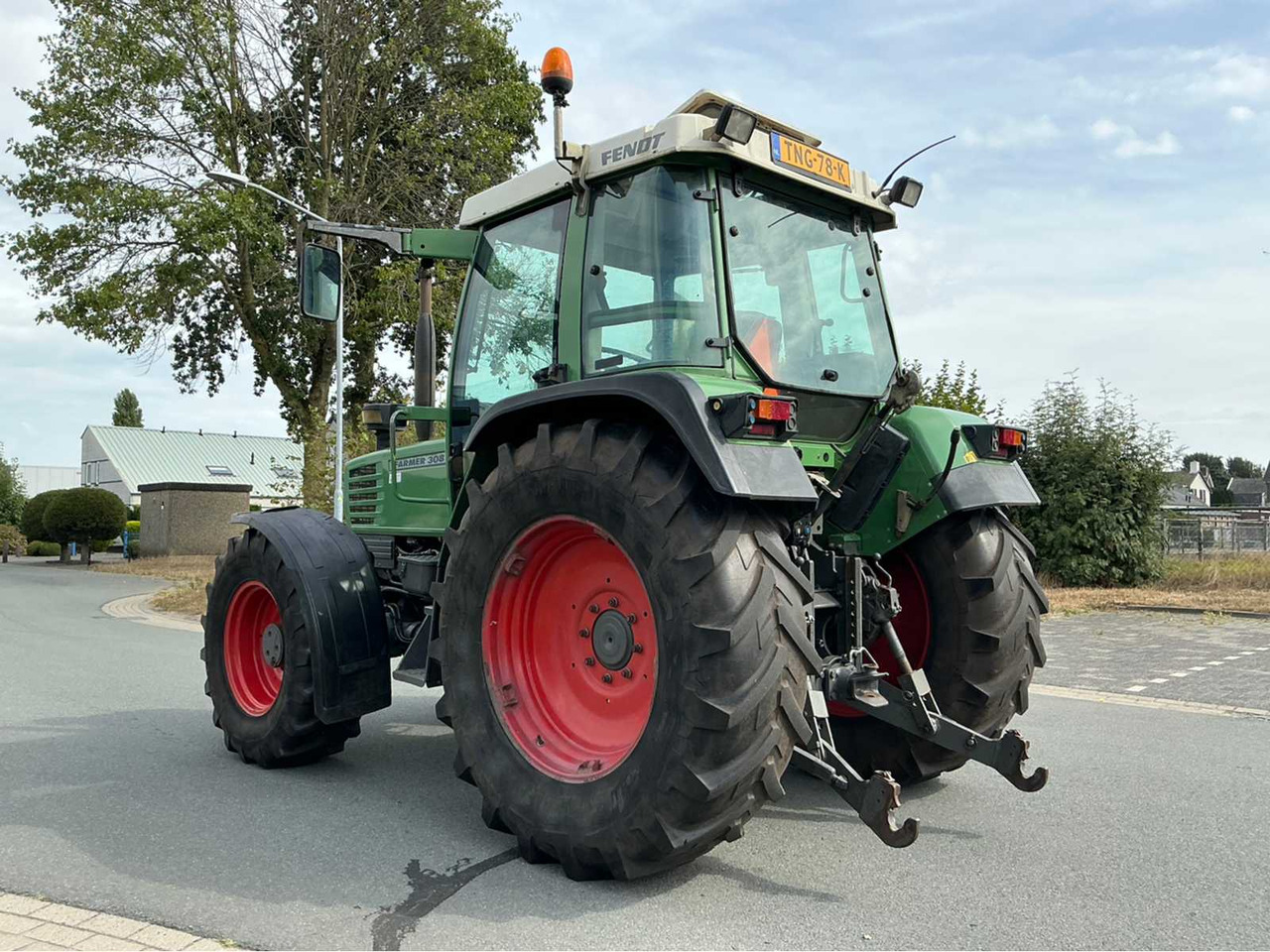 Fendt Farmer 308 Turbomatik - Traktor: obrázek 3 Fendt Farmer 308 Turbomatik - Traktor: obrázek 3