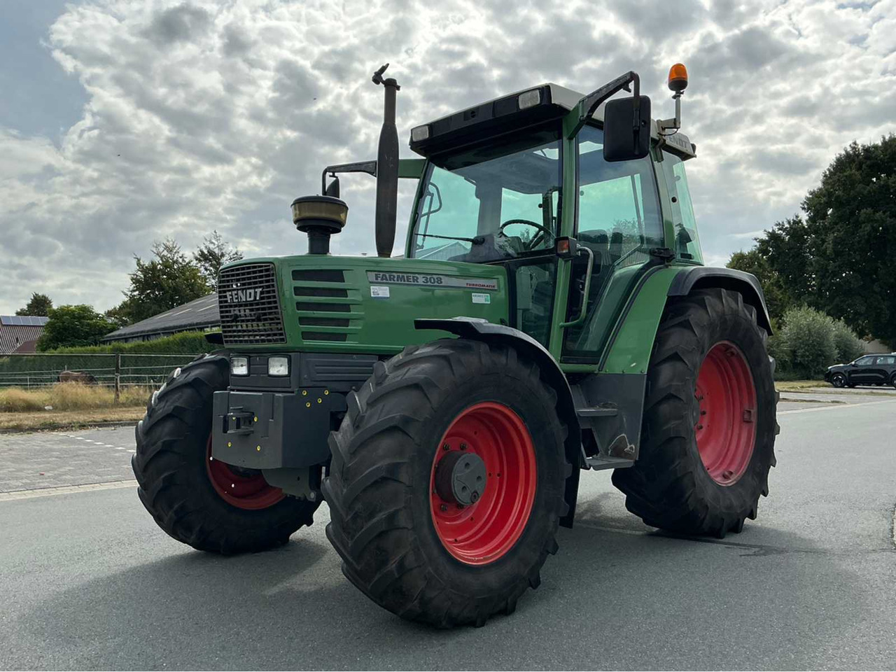 Fendt Farmer 308 Turbomatik - Traktor: obrázek 1 Fendt Farmer 308 Turbomatik - Traktor: obrázek 1