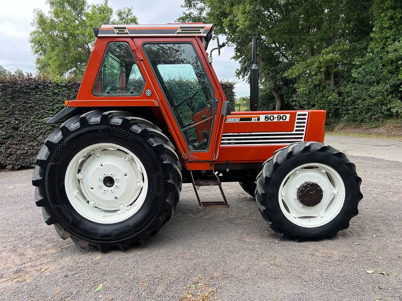 Fiat 80-90DT - Traktor: obrázek 5 Fiat 80-90DT - Traktor: obrázek 5