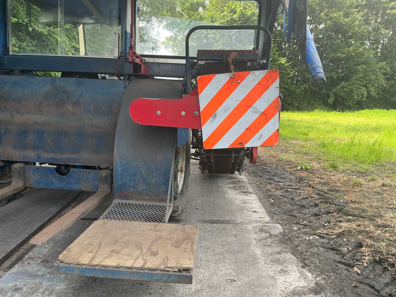 Stroj na sklizeň pícnin Ford 3000: obrázek 39
