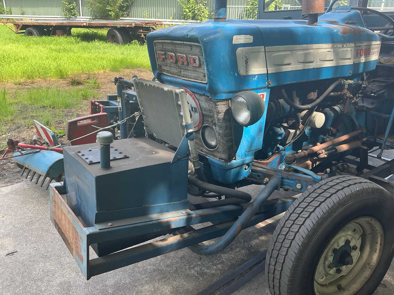 Stroj na sklizeň pícnin Ford 3000: obrázek 18