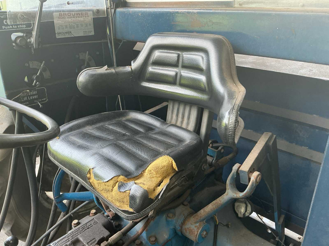 Stroj na sklizeň pícnin Ford 3000: obrázek 22