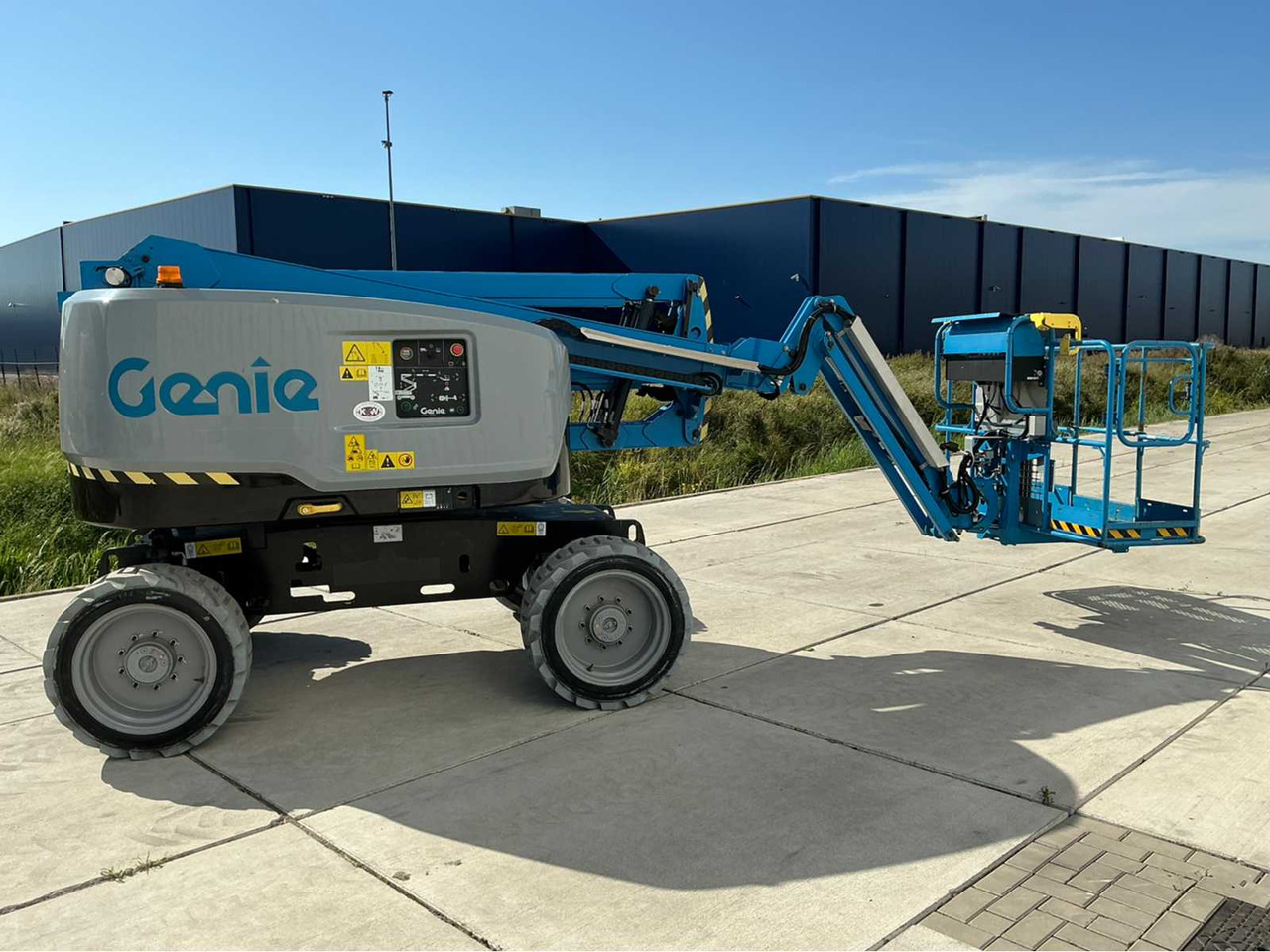 Genie Z-45 FE/DC - Pracovní plošina: obrázek 3 Genie Z-45 FE/DC - Pracovní plošina: obrázek 3